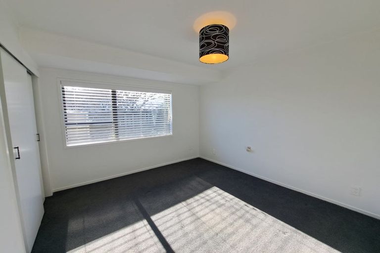 Photo of property in 3/8 Fraser Road, Narrow Neck, Auckland, 0624