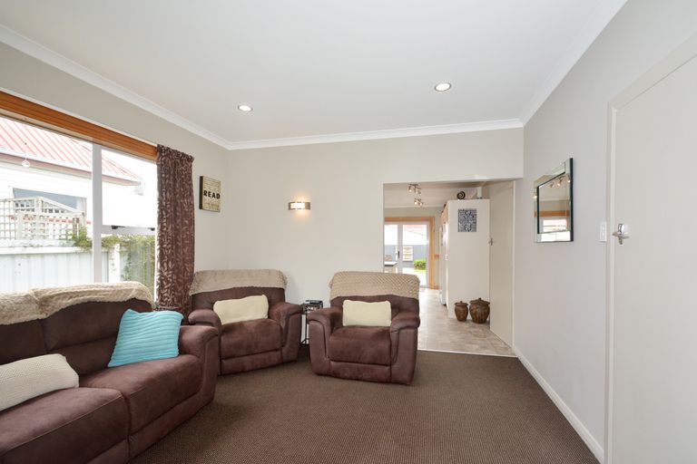 Photo of property in 47 Queens Drive, Saint Kilda, Dunedin, 9012