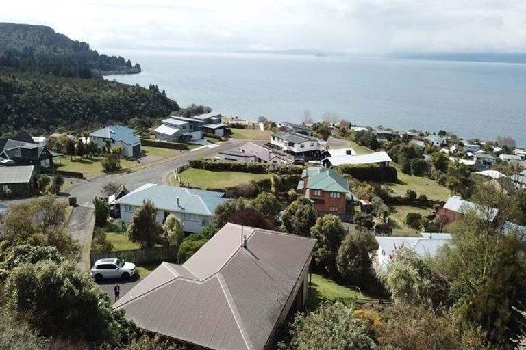 Photo of property in 27 Turangitukua Terrace, Kuratau, Turangi, 3381