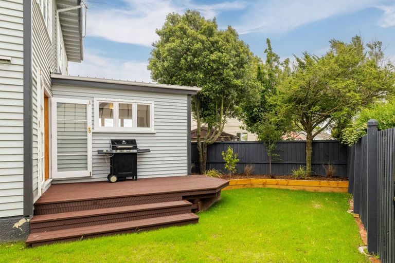 Photo of property in 8 Gleig Place, Spreydon, Christchurch, 8024