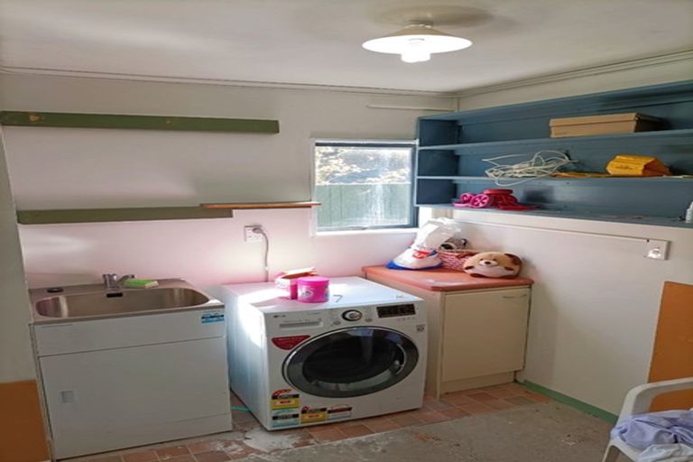 Photo of property in 38 Erris Street, Johnsonville, Wellington, 6037