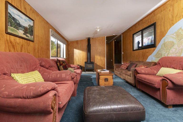 Photo of property in 9 Johnston Crescent, Haast, 7886