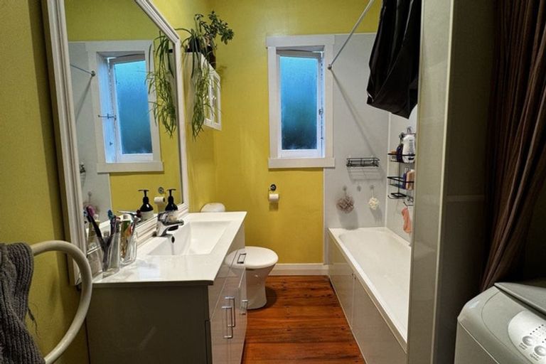 Photo of property in 37 Turakina Street, Grey Lynn, Auckland, 1021