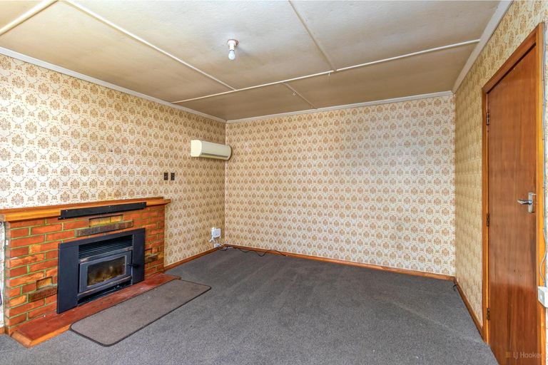 Photo of property in 6 Parsonage Road, Waimate, 7924