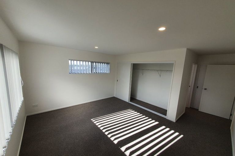 Photo of property in 52 Black Beech Crescent, Takanini, 2110
