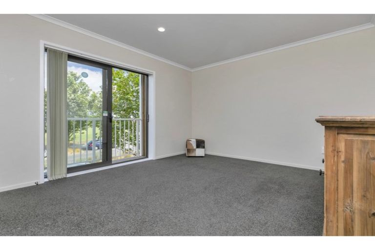 Photo of property in 30 Squadron Drive, Hobsonville, Auckland, 0616