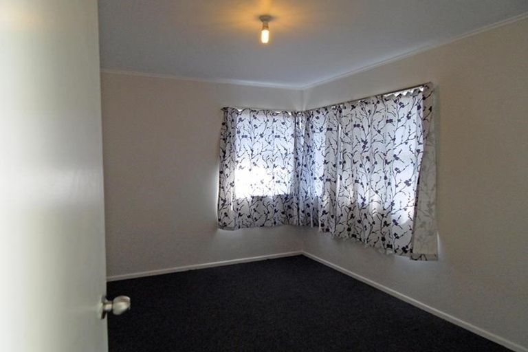 Photo of property in 65 Hobart Crescent, Wattle Downs, Auckland, 2103