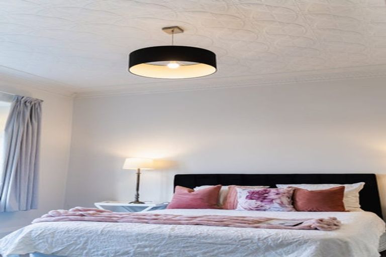 Photo of property in 52 Melbourne Street, South Dunedin, Dunedin, 9012