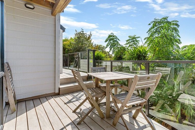 Photo of property in 60 Polkinghorne Drive, Manly, Whangaparaoa, 0930