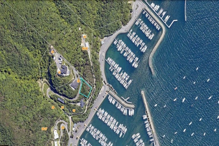 Photo of property in 37 Marina Drive, Waikawa, Picton, 7220