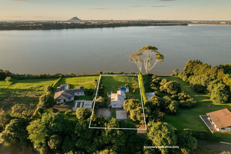 Photo of property in 202 Ranginui Road, Welcome Bay, Tauranga, 3175