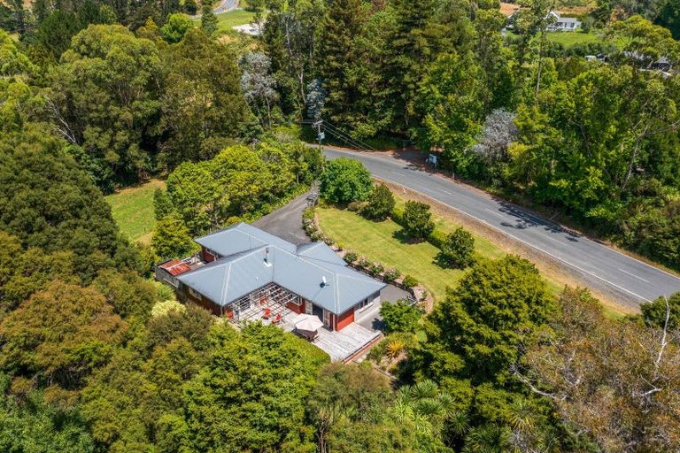 Photo of property in 1527 Weranui Road, Wainui, Silverdale, 0994