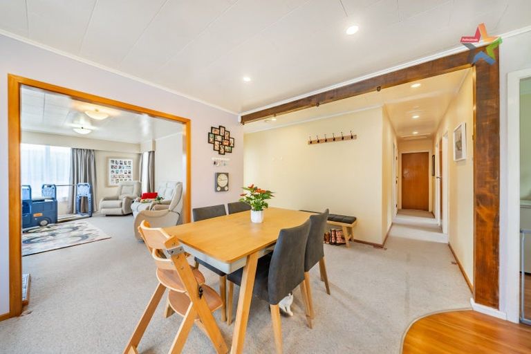Photo of property in 19 Christchurch Crescent, Kelson, Lower Hutt, 5010