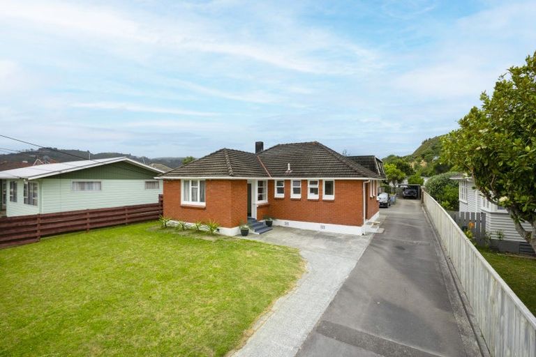 Photo of property in 1/5 Kowhai Street, Naenae, Lower Hutt, 5011