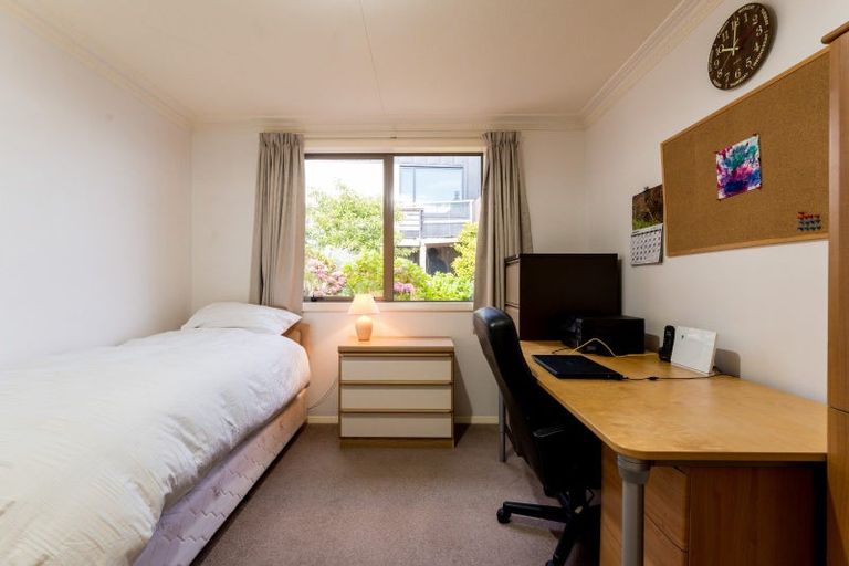 Photo of property in 91 Doon Street, Vauxhall, Dunedin, 9013