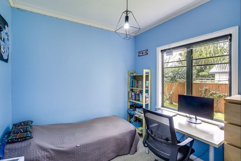 Photo of property in 54 Osier Road, Greenmeadows, Napier, 4112