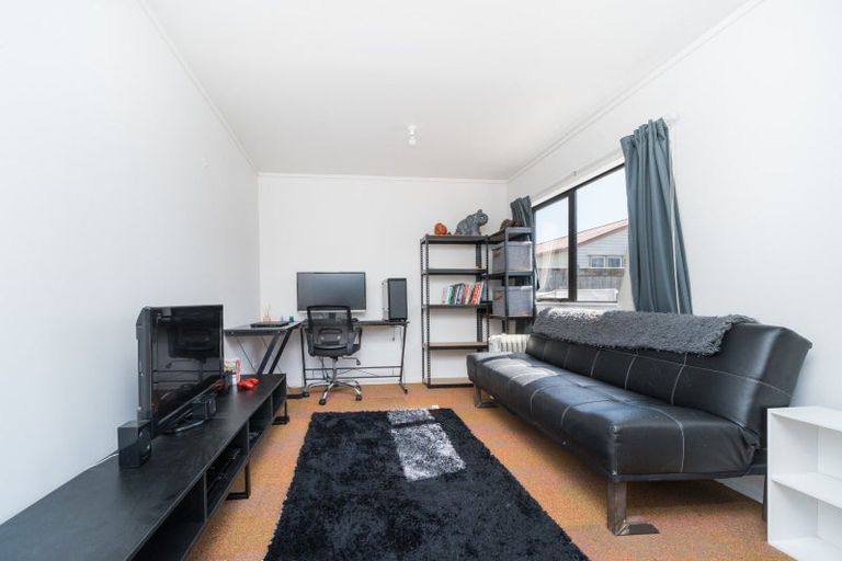 Photo of property in 32 Taylor Avenue, Feilding, 4702