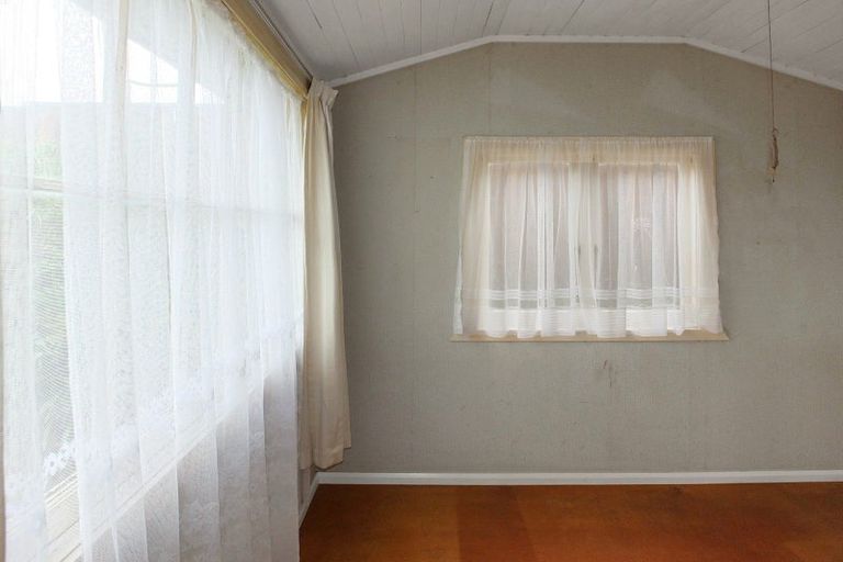 Photo of property in 46 Signal Street, Foxton Beach, Foxton, 4815