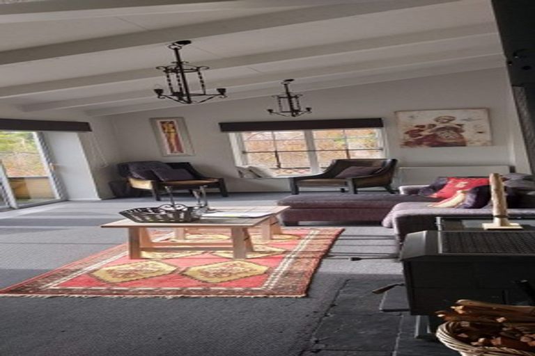 Photo of property in 35 Tremaine Avenue, Two Mile Bay, Taupo, 3330