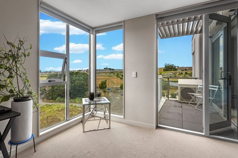 Photo of property in 503/3 Rose Garden Lane, Albany, Auckland, 0632