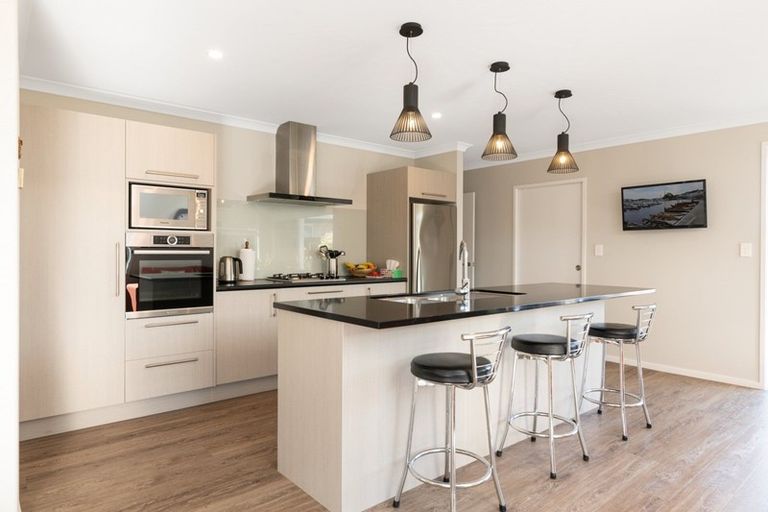 Photo of property in 9 Te Kio Crescent, Papamoa Beach, Papamoa, 3118