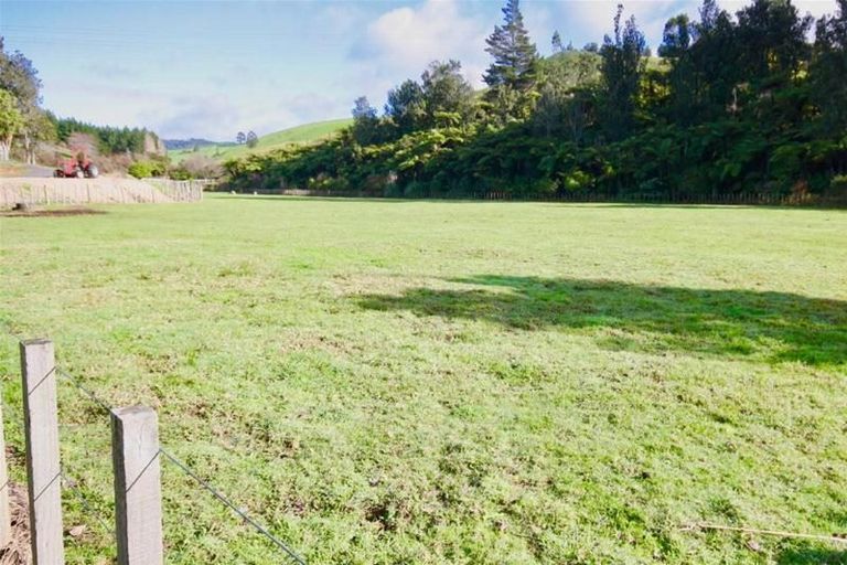 Photo of property in 2666a Waihi Whangamata Road, Whangamata, 3691