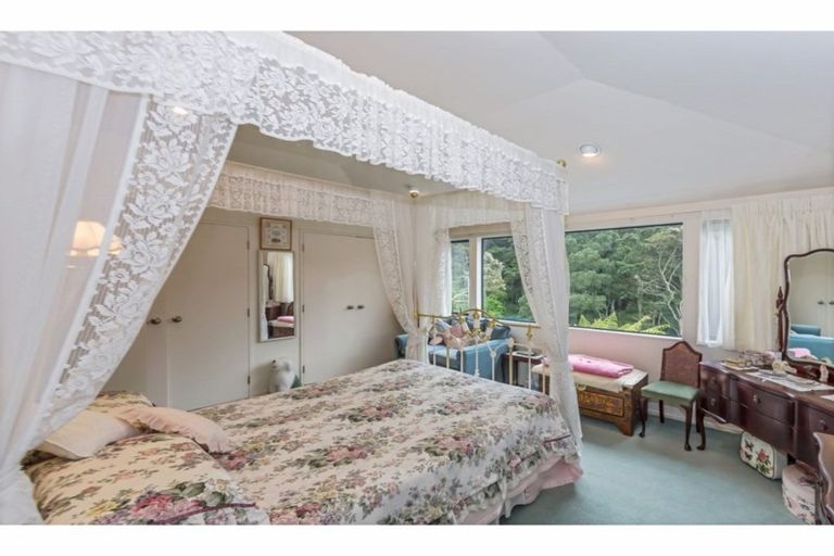 Photo of property in 3/12 Herons Way, Northcote, Auckland, 0627