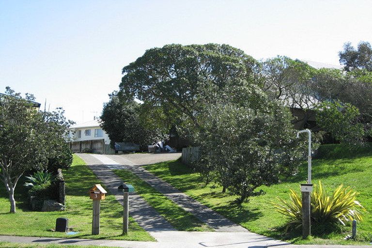 Photo of property in 5 Commodores Close, Coastlands, Whakatane, 3120
