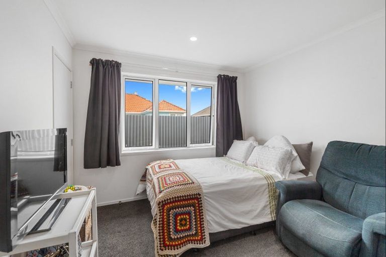 Photo of property in 571 Queen Street East, Levin, 5510