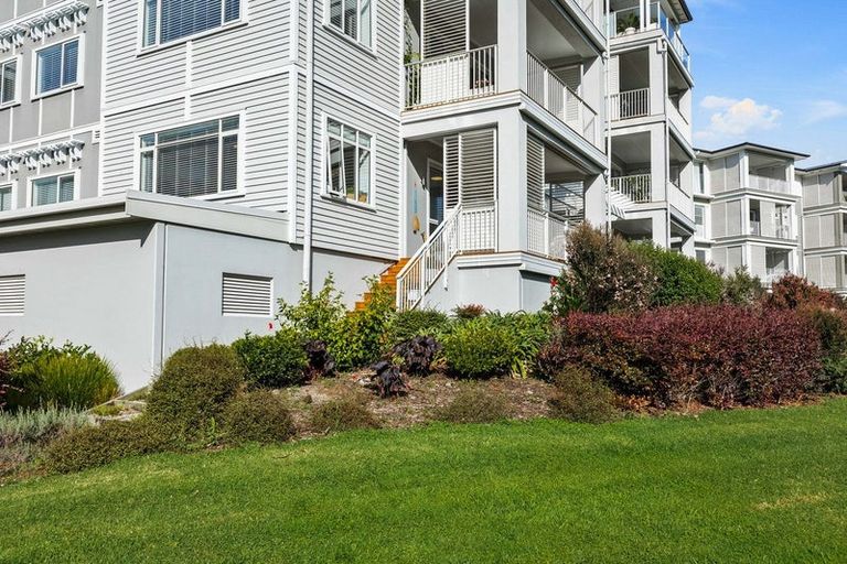 Photo of property in 90 Eaves Bush Parade, Orewa, 0931