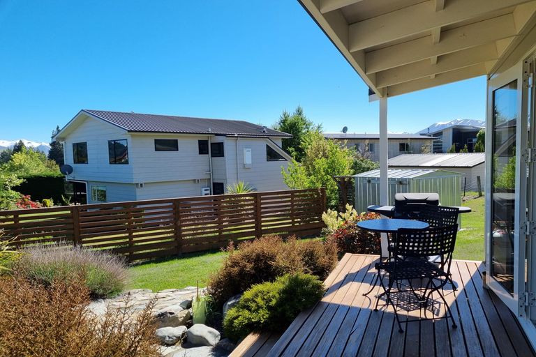 Photo of property in 1 O'neill Place, Lake Tekapo, 7999