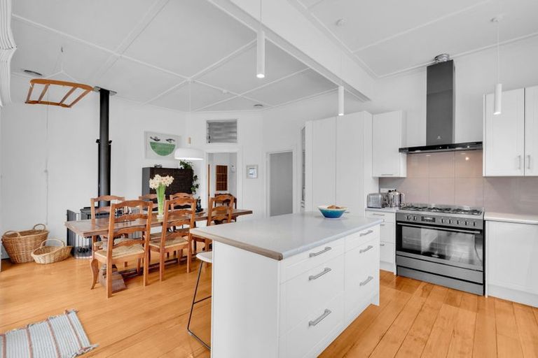 Photo of property in 24 Kitchener Street, Claudelands, Hamilton, 3214