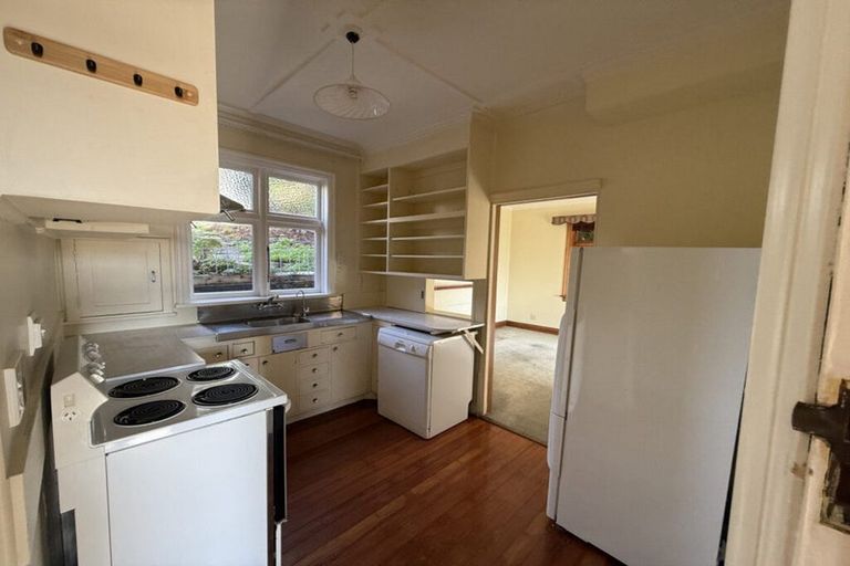 Photo of property in 30 Charlotte Street, Roslyn, Dunedin, 9010