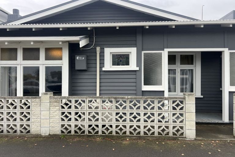 Photo of property in 295 Marine Parade, Napier South, Napier, 4110