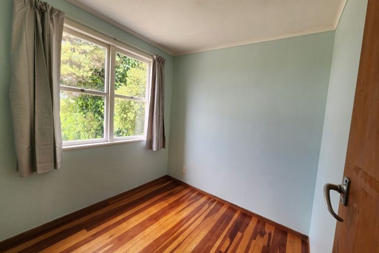 Photo of property in 251 Glengarry Road, Glen Eden, Auckland, 0602