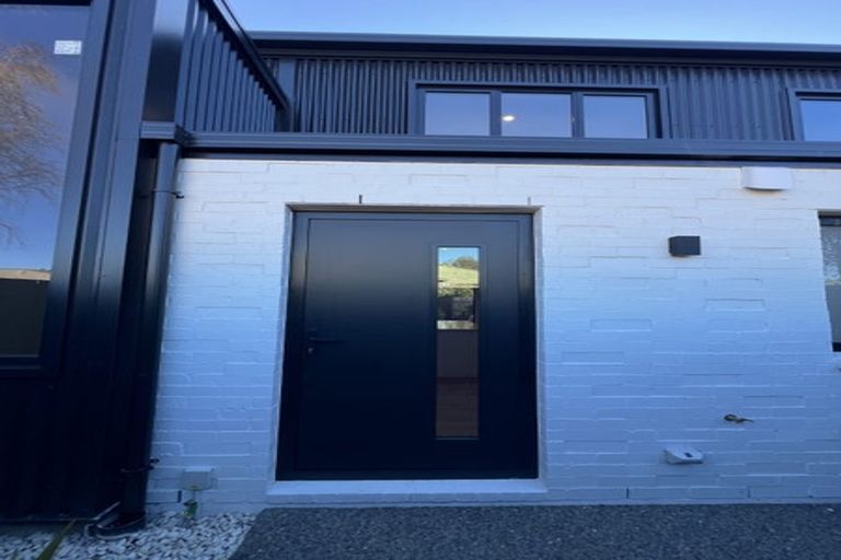 Photo of property in 92c Wildberry Street, Woolston, Christchurch, 8023