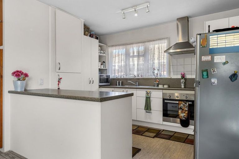 Photo of property in 37 Appleby Crescent, Burnside, Christchurch, 8053