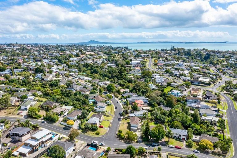 Photo of property in 84 Advene Road, Cockle Bay, Auckland, 2014