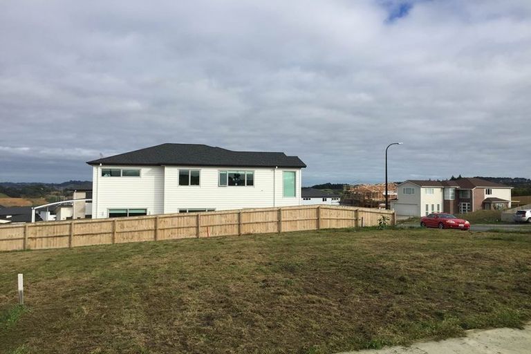 Photo of property in 47 Ascension Crescent, Orewa, 0931