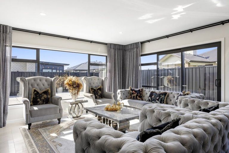 Photo of property in 32 Tawhai Crescent, Wharewaka, Taupo, 3330