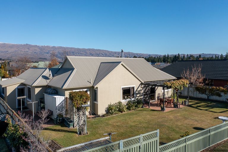 Photo of property in 6 Fir Close, Alexandra, 9320