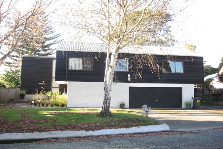 Photo of property in 7 Kew Grove, Raumati Beach, Paraparaumu, 5032