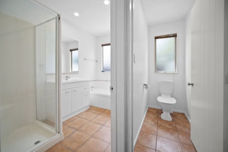 Photo of property in 18 Monet Vale, Rolleston, 7614