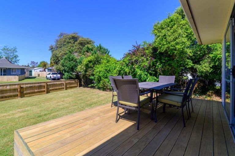 Photo of property in 8 Luke Place, Fairy Springs, Rotorua, 3015