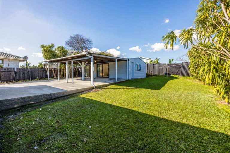 Photo of property in 52 Zelda Avenue, Clover Park, Auckland, 2023