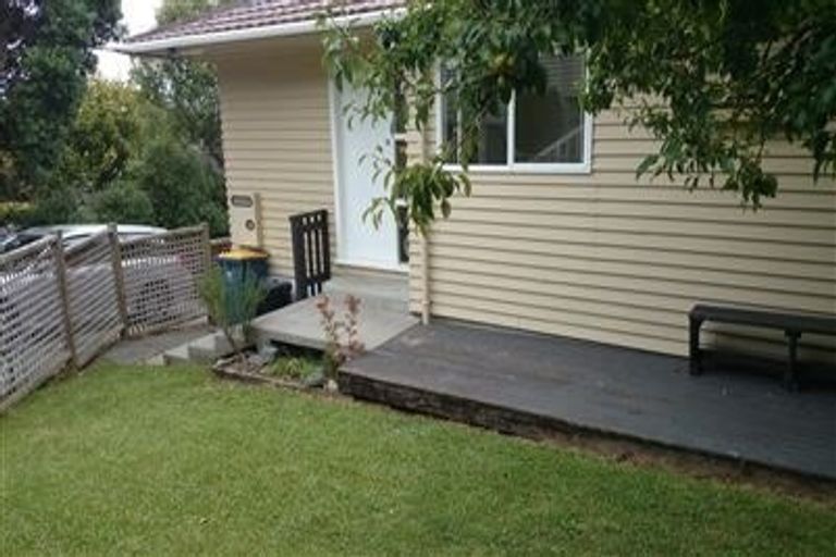 Photo of property in 1/22 William Souter Street, Forrest Hill, Auckland, 0620