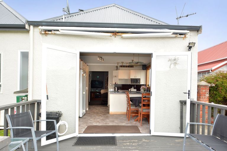 Photo of property in 47 Queens Drive, Saint Kilda, Dunedin, 9012