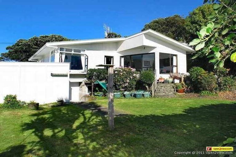 Photo of property in 31 Haunui Road, Pukerua Bay, 5026