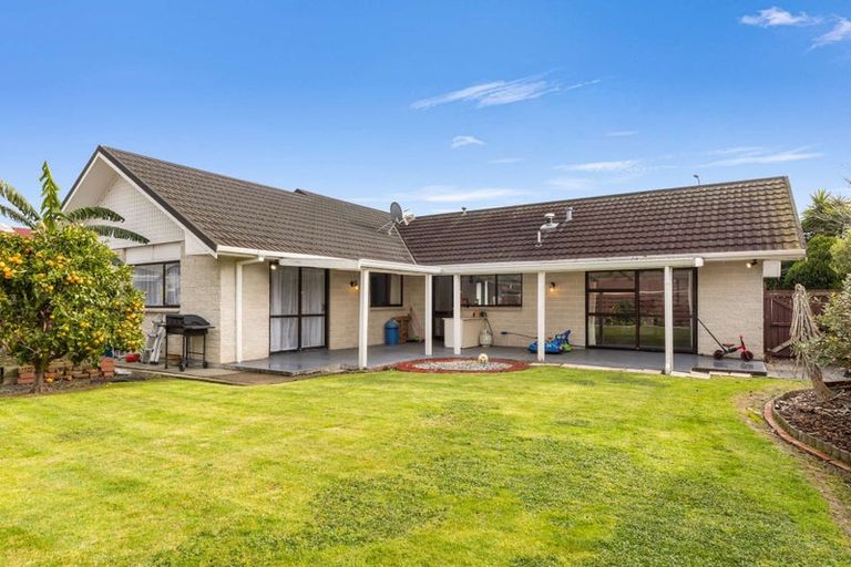 Photo of property in 95 John F Kennedy Drive, Milson, Palmerston North, 4414