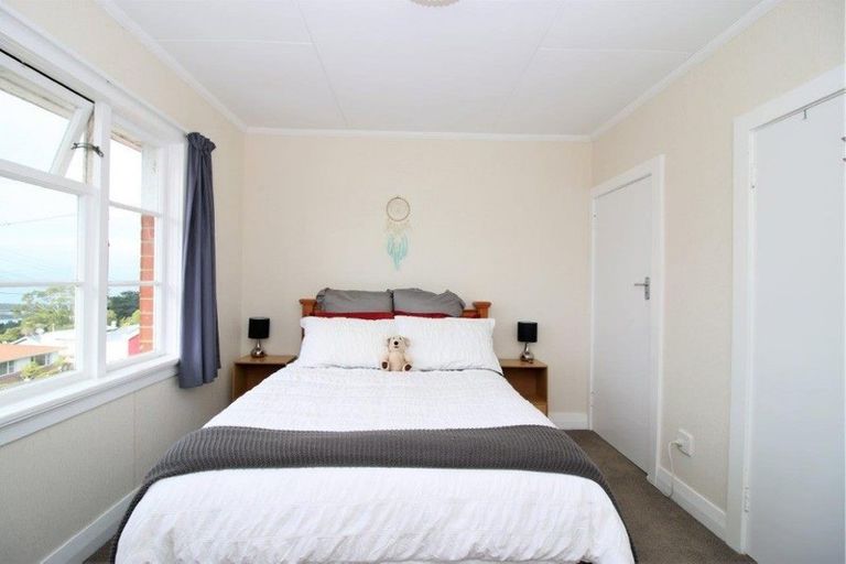 Photo of property in 1 Aytoun Street, Shiel Hill, Dunedin, 9013